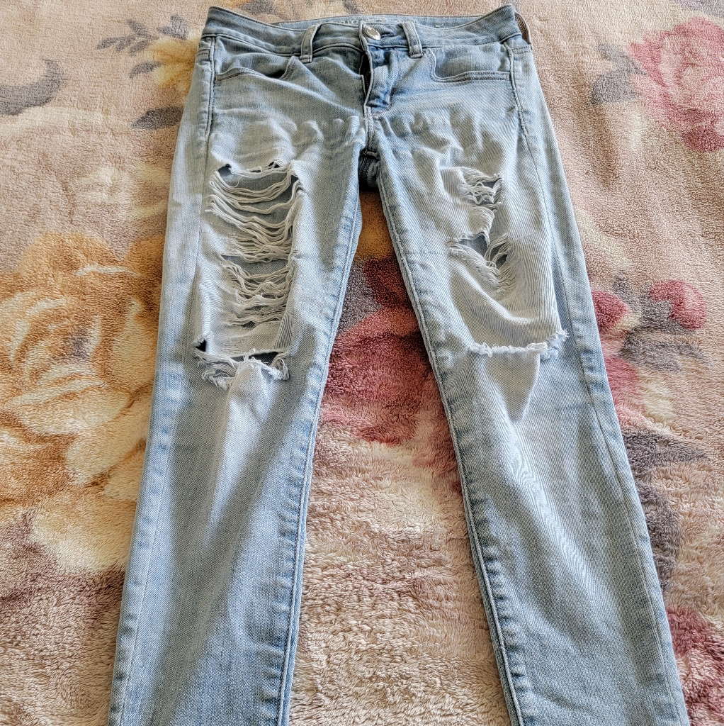 American Eagle Super Super Stretchy